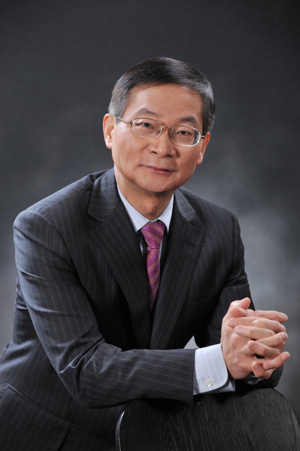 速配资 专访盛松成：促消费政策应兼顾短期与长期，未来提振消费的重点在于服务业